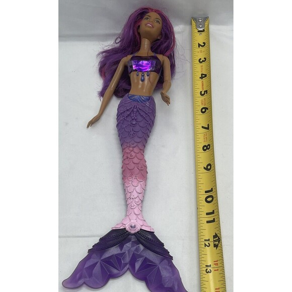 Mattel Barbie Nikki AA Jewel Dreamtopia Mermaid Doll Purple Pink Hair RARE - Picture 13 of 13